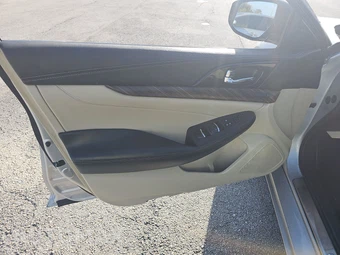 2016 Nissan Maxima 3.5 Platinum - miniatura 9
