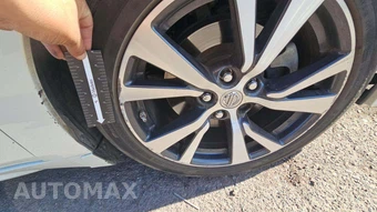 2016 Nissan Maxima 3.5 S – miniatura 24