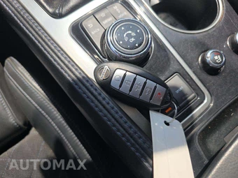 2016 Nissan Maxima 3.5 SR – miniatura 8