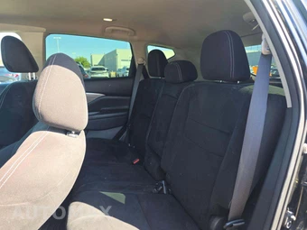 2016 Nissan Murano SV – miniatura 10