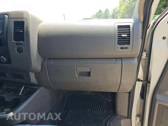 2016 Nissan NV1500 Cargo SV 146.1" WB - miniatura 18