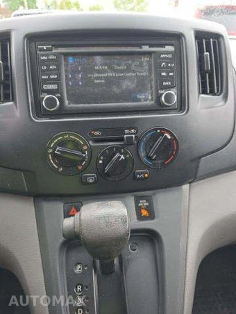 2016 Nissan NV200 Compact Cargo SV 115.2" WB - miniatura 10