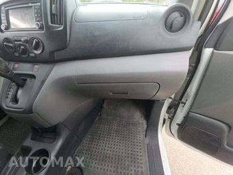 2016 Nissan NV200 Compact Cargo SV 115.2" WB - miniatura 17