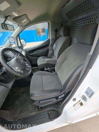 2016 Nissan NV200 Compact Cargo SV 115.2" WB - miniatura 6