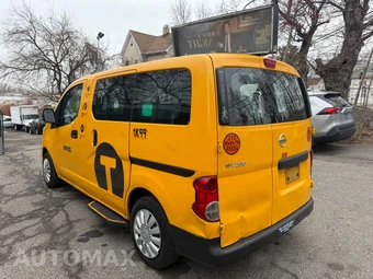 2016 Nissan NV200 Taxi Minivan 115.2" WB - miniatura 4