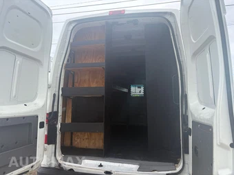 2016 Nissan NV2500 HD Cargo SV High Roof 146.1" WB - miniatura 16