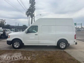 2016 Nissan NV2500 HD Cargo SV High Roof 146.1" WB - miniatura 2