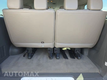 2016 Nissan NV3500 HD Passenger SL 146.1" WB - miniatura 17