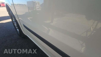 2016 Nissan NV3500 HD Passenger SL 146.1" WB - miniatura 30