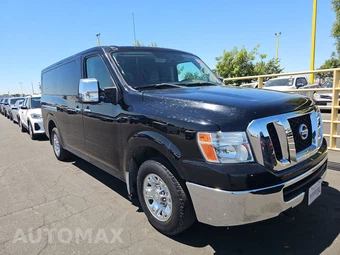 2016 Nissan NV3500 HD Passenger SV 146.1" WB - miniatura 3