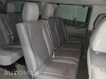 2016 Nissan NV3500 HD Passenger SV 146.1" WB - miniatura 16