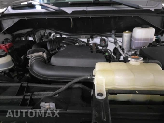 2016 Nissan NV3500 HD Passenger SV 146.1" WB - miniatura 19