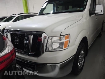 2016 Nissan NV3500 HD Passenger SV 146.1" WB - miniatura 2