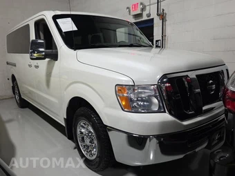 2016 Nissan NV3500 HD Passenger SV 146.1" WB - miniatura 3