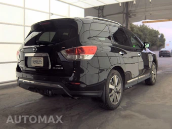 2016 Nissan Pathfinder Platinum - miniatura 4