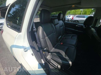2016 Nissan Pathfinder Platinum - miniatura 14