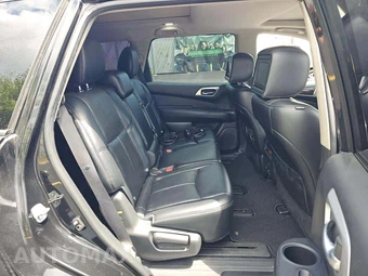 2016 Nissan Pathfinder Platinum – miniatura 17