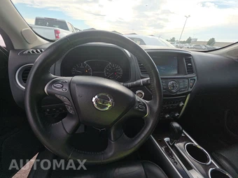 2016 Nissan Pathfinder Platinum – miniatura 11