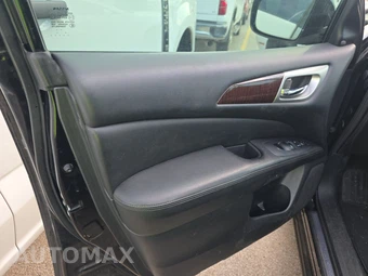 2016 Nissan Pathfinder Platinum – miniatura 9