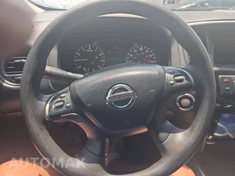 2016 Nissan Pathfinder S - miniatura 12