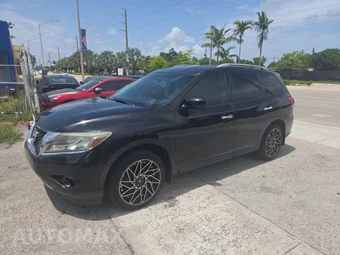 2016 Nissan Pathfinder S - miniatura 2