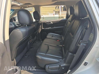 2016 Nissan Pathfinder SL - miniatura 13