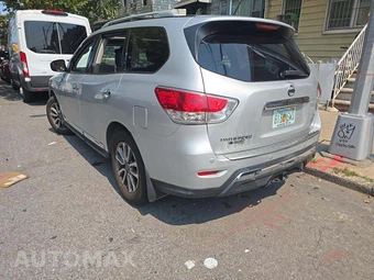 2016 Nissan Pathfinder SL - miniatura 2