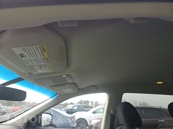 2016 Nissan Pathfinder SV – miniatura 18