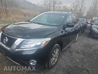 2016 Nissan Pathfinder SV