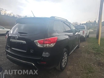 2016 Nissan Pathfinder SV – miniatura 4