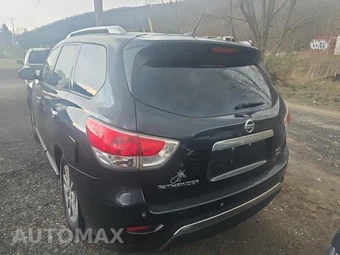 2016 Nissan Pathfinder SV – miniatura 6