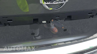 2016 Nissan Pathfinder SV - miniatura 24