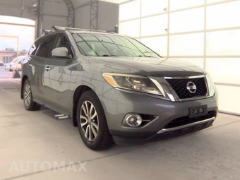 2016 Nissan Pathfinder SV - miniatura 3