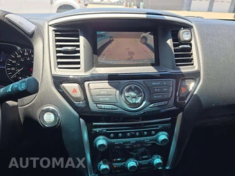 2016 Nissan Pathfinder SV – miniatura 10