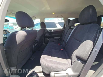 2016 Nissan Pathfinder SV – miniatura 13