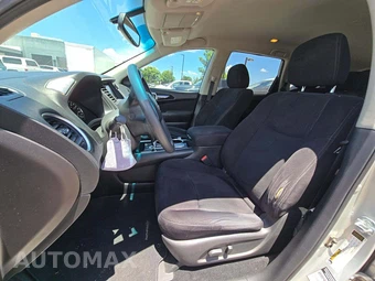 2016 Nissan Pathfinder SV – miniatura 6