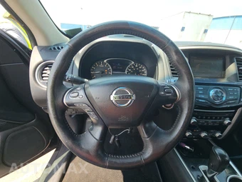 2016 Nissan Pathfinder SV – miniatura 10