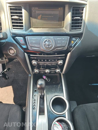 2016 Nissan Pathfinder SV – miniatura 11