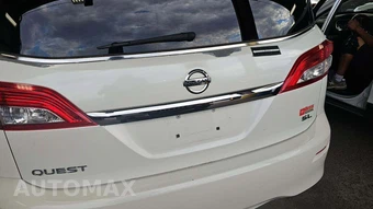 2016 Nissan Quest SL 118.1" WB - miniatura 23