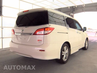 2016 Nissan Quest SL 118.1" WB - miniatura 4