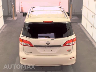 2016 Nissan Quest SL 118.1" WB - miniatura 5