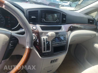 2016 Nissan Quest SV 118.1" WB - miniatura 11