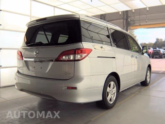 2016 Nissan Quest SV 118.1" WB - miniatura 4