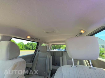 2016 Nissan Quest SV 118.1" WB - miniatura 11