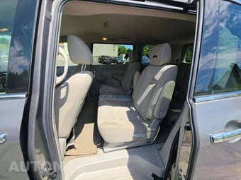 2016 Nissan Quest SV 118.1" WB - miniatura 13