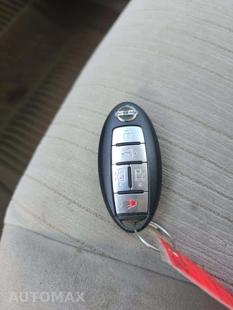2016 Nissan Quest SV 118.1" WB - miniatura 8