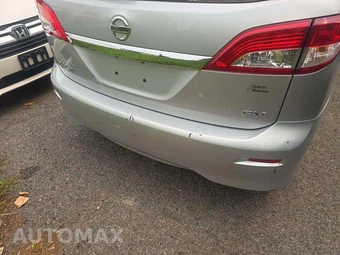 2016 Nissan Quest SV 118.1" WB – miniatura 24