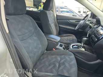 2016 Nissan Rogue S – miniatura 8