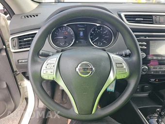 2016 Nissan Rogue S – miniatura 10