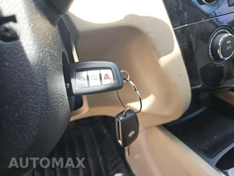 2016 Nissan Rogue S – miniatura 8